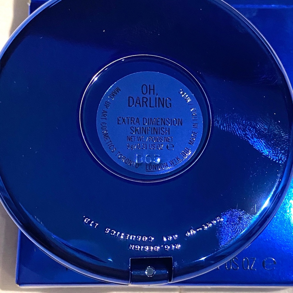 NIB “Oh Darling” MAC Highlighter - First Release - Picture 2 of 2